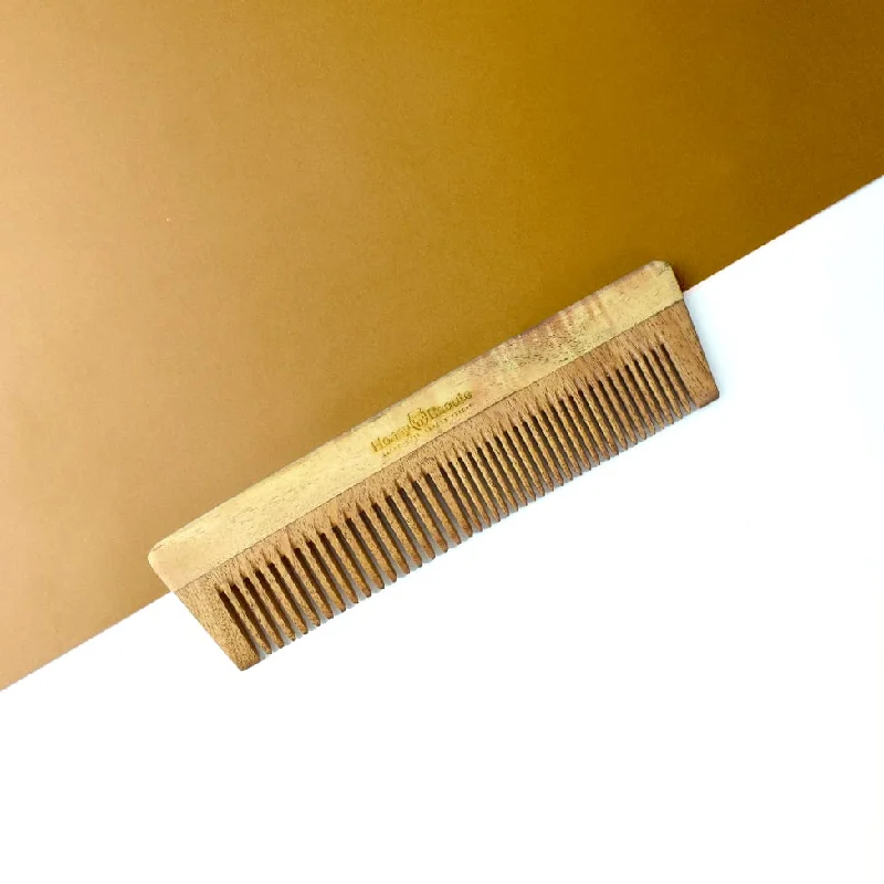 Pliable putty-Neem Comb